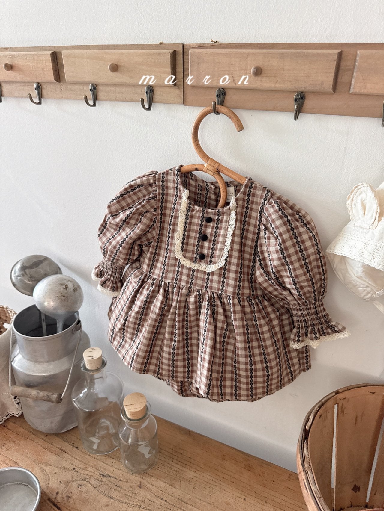 ［marron］Chocolate smock rompers