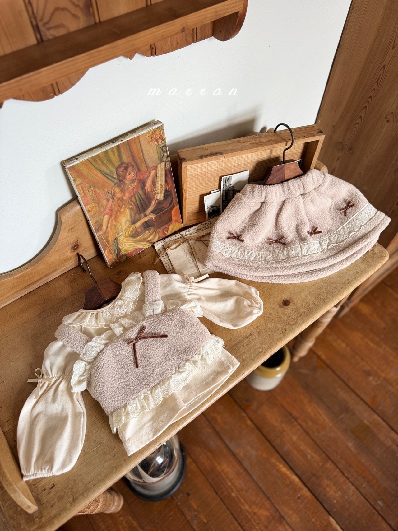 ［marron］Puff ribbon lace tops