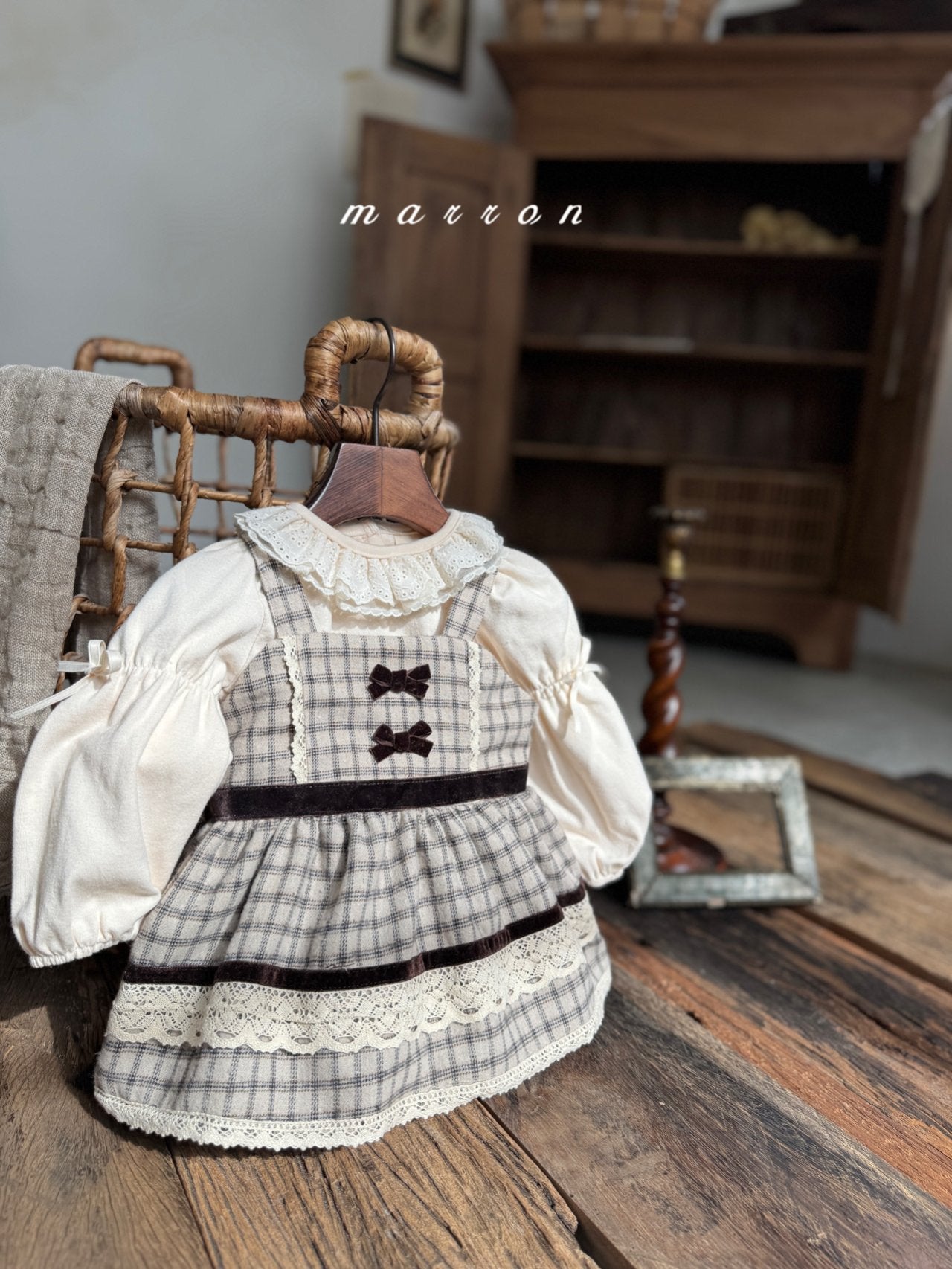 ［marron］Puff ribbon lace tops