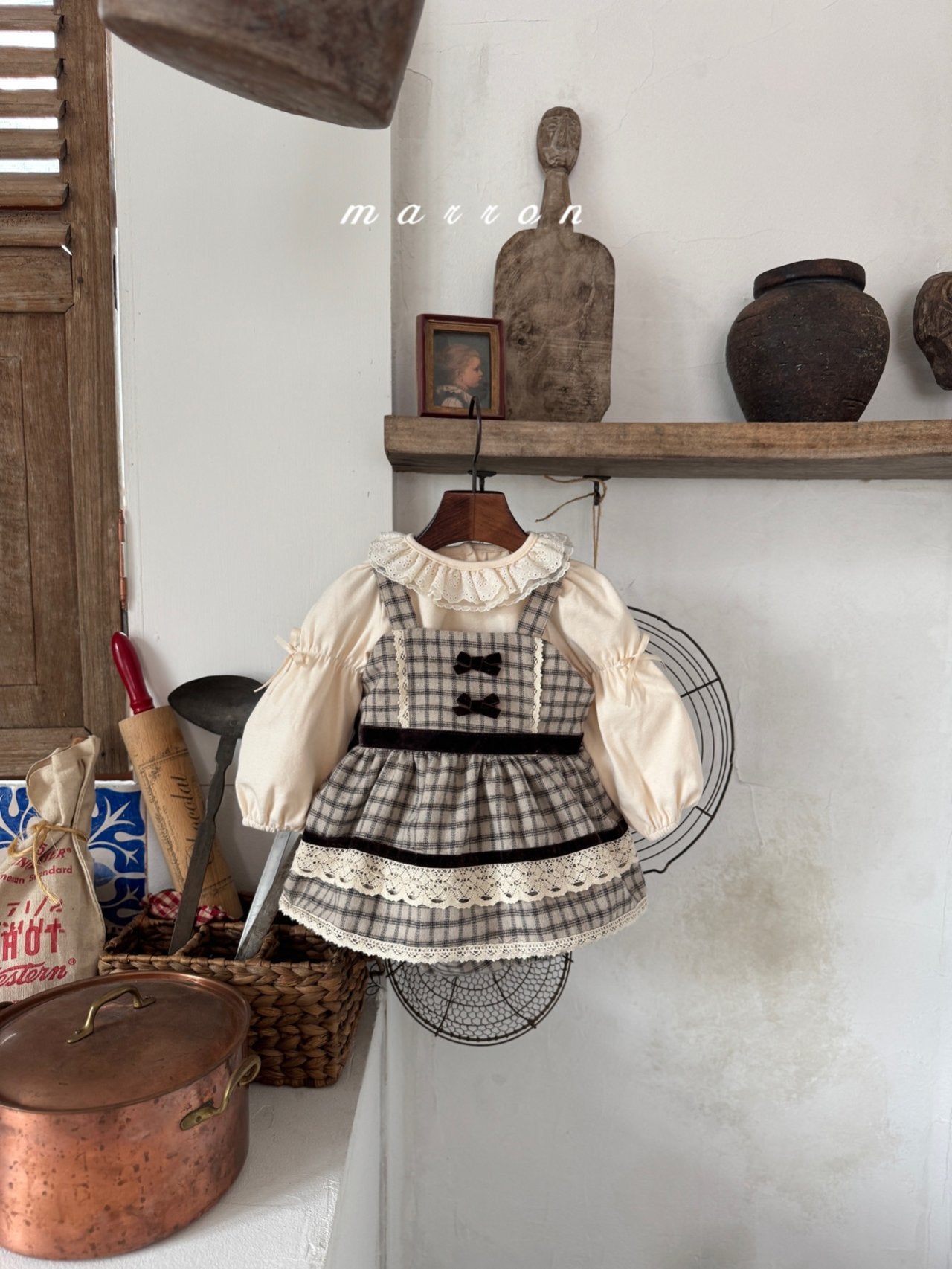 ［marron］Puff ribbon lace tops