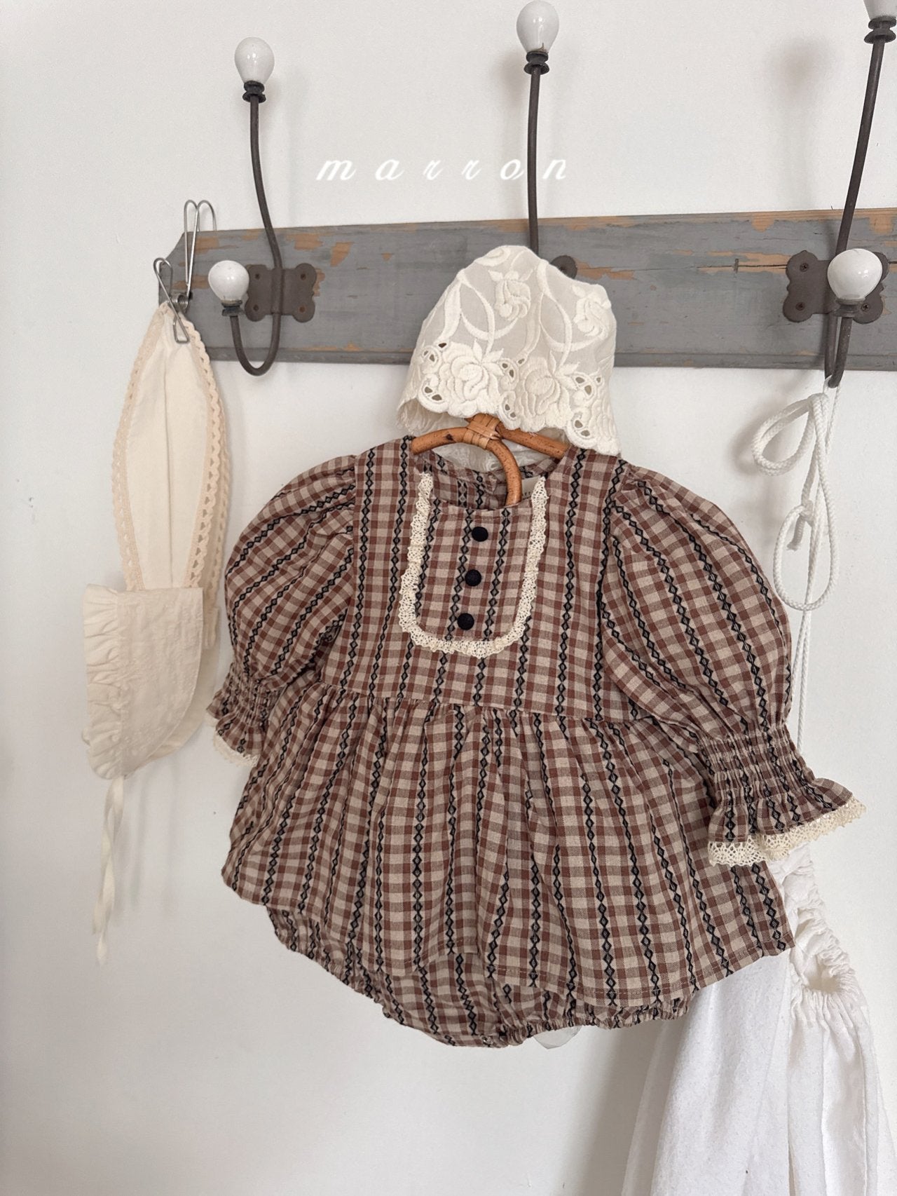 ［marron］Chocolate smock rompers