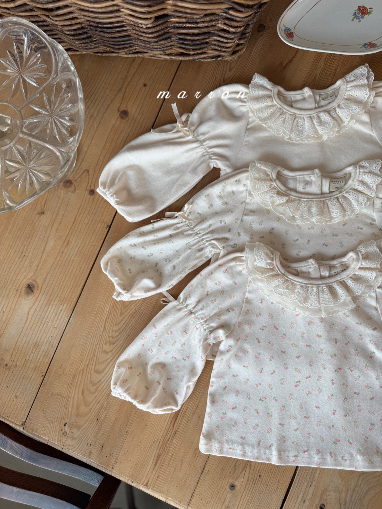 ［marron］Puff ribbon lace tops