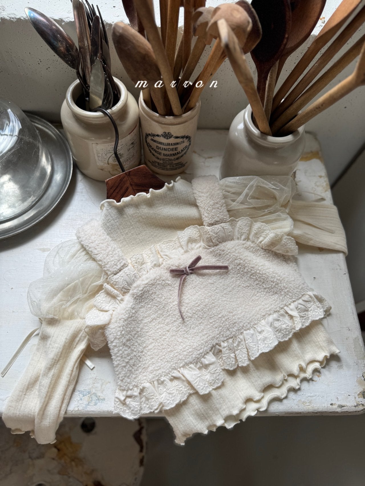 ［marron］Dot shasha ribbon tee