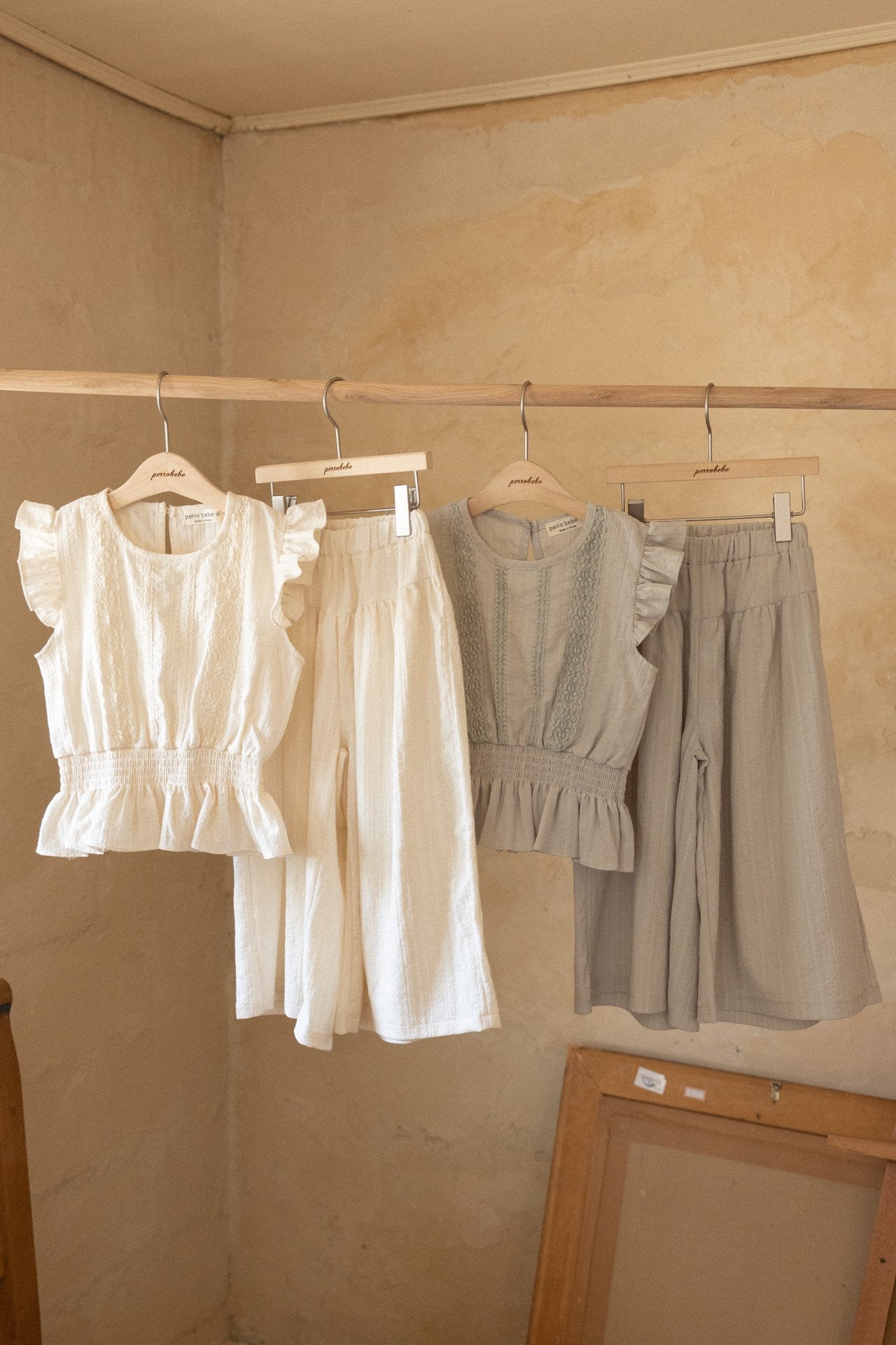 ［perrobebe］Mila frill Setup (cream)