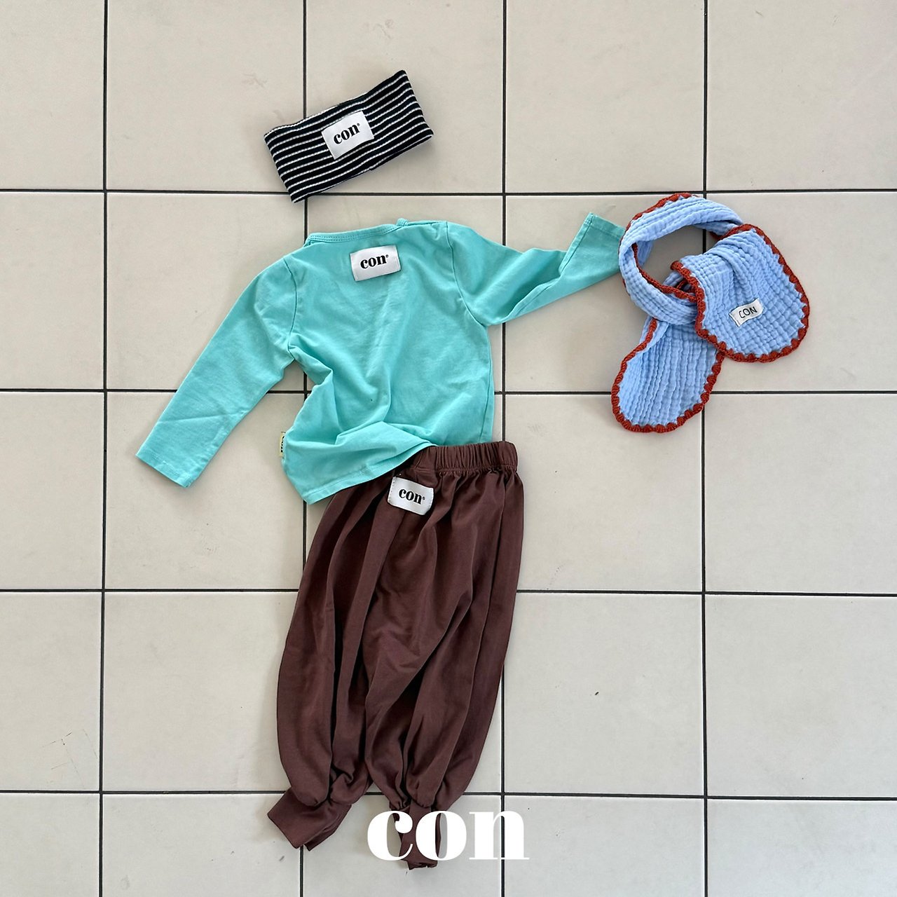 ［con］Basic color tee