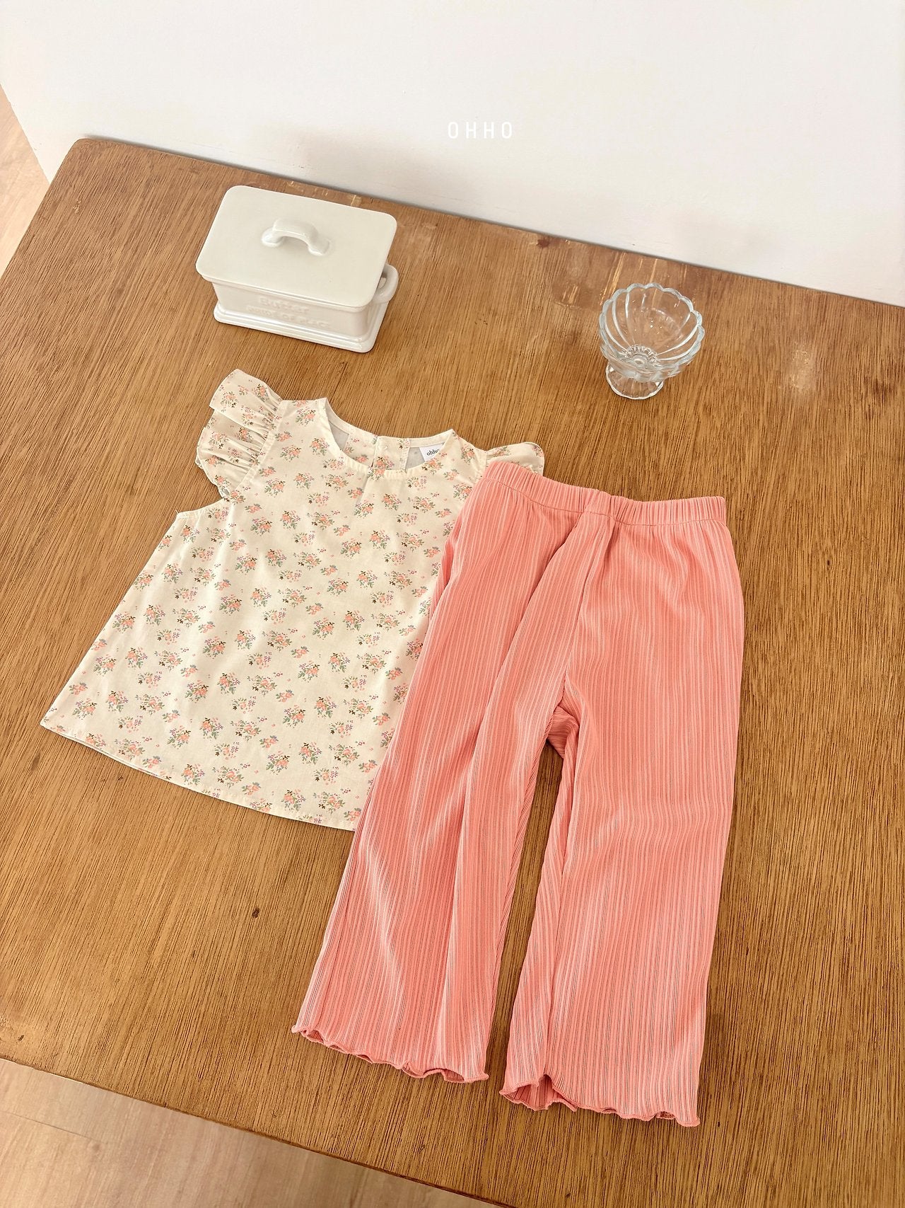 ［ohho］Madeleine flower wing blouse