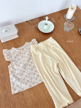［ohho］Madeleine flower wing blouse