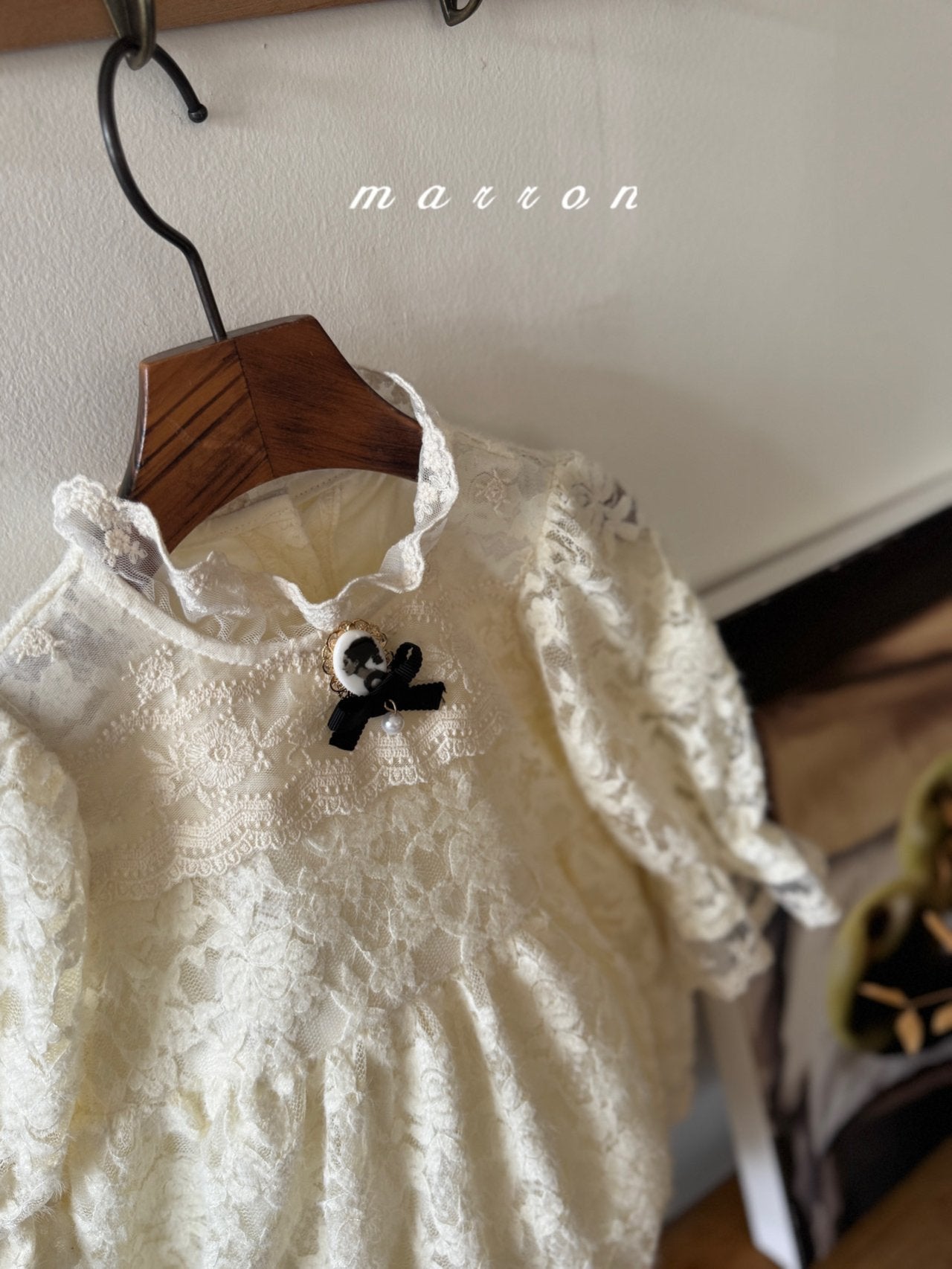 ［marron］Roel rompers