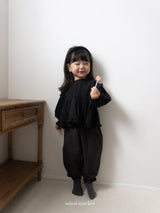 ［mimi market］Shoulder frill blouse