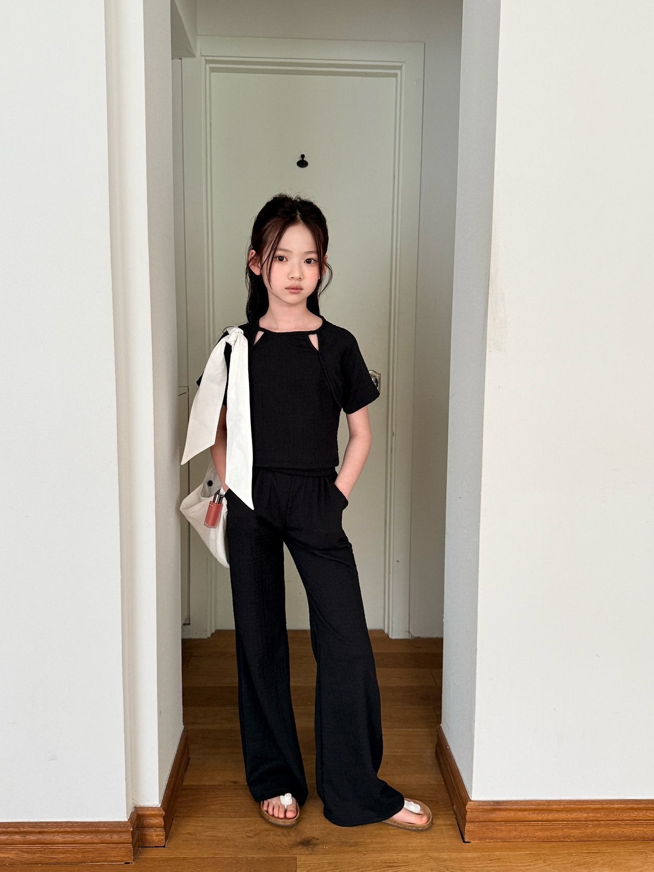 ［comma］Pleats wide flare pants