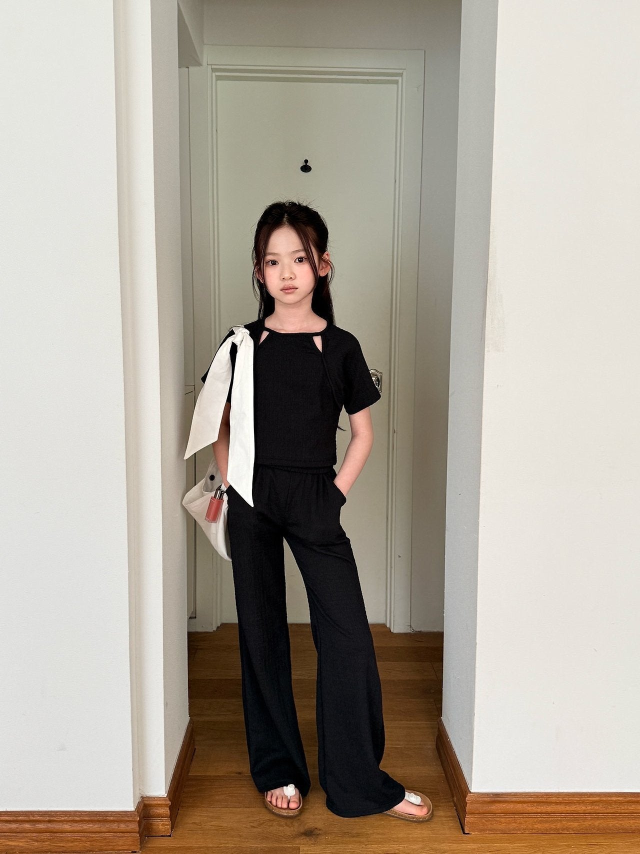 ［comma］Pleats wide flare pants