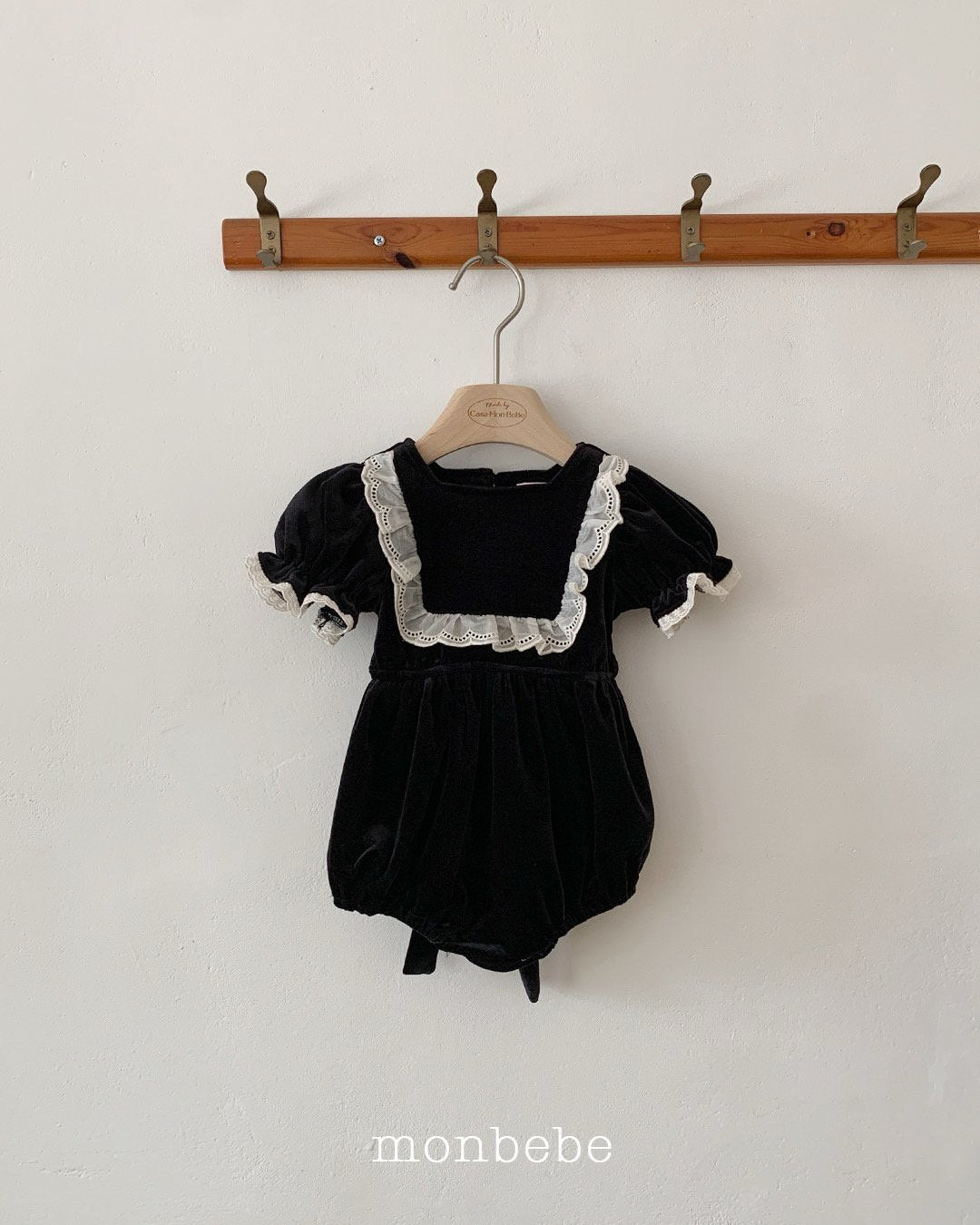 [monbebe] Anna velvet rompers