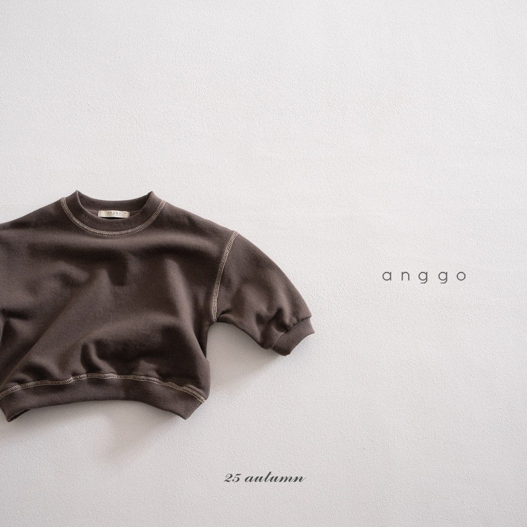 ［anggo］Cake sweatshirt
