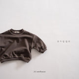 ［anggo］Cake sweatshirt