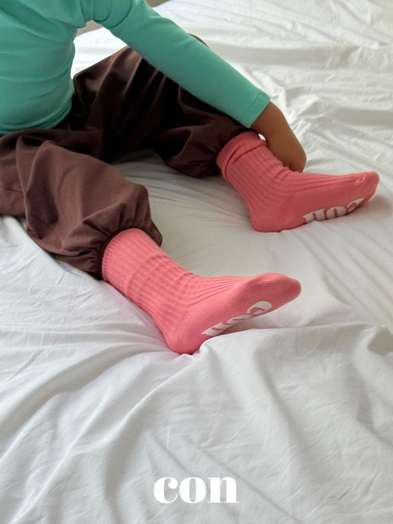 ［con］Taka jogger pants