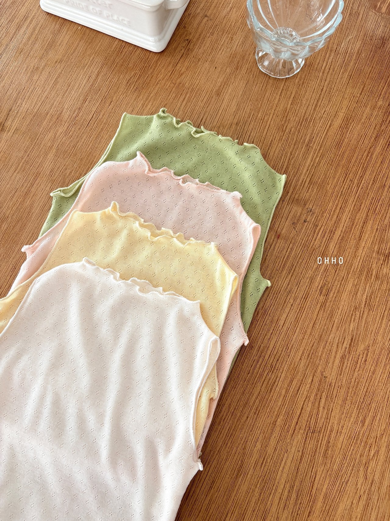 ［ohho］Eyelet mellow sleeveless tee