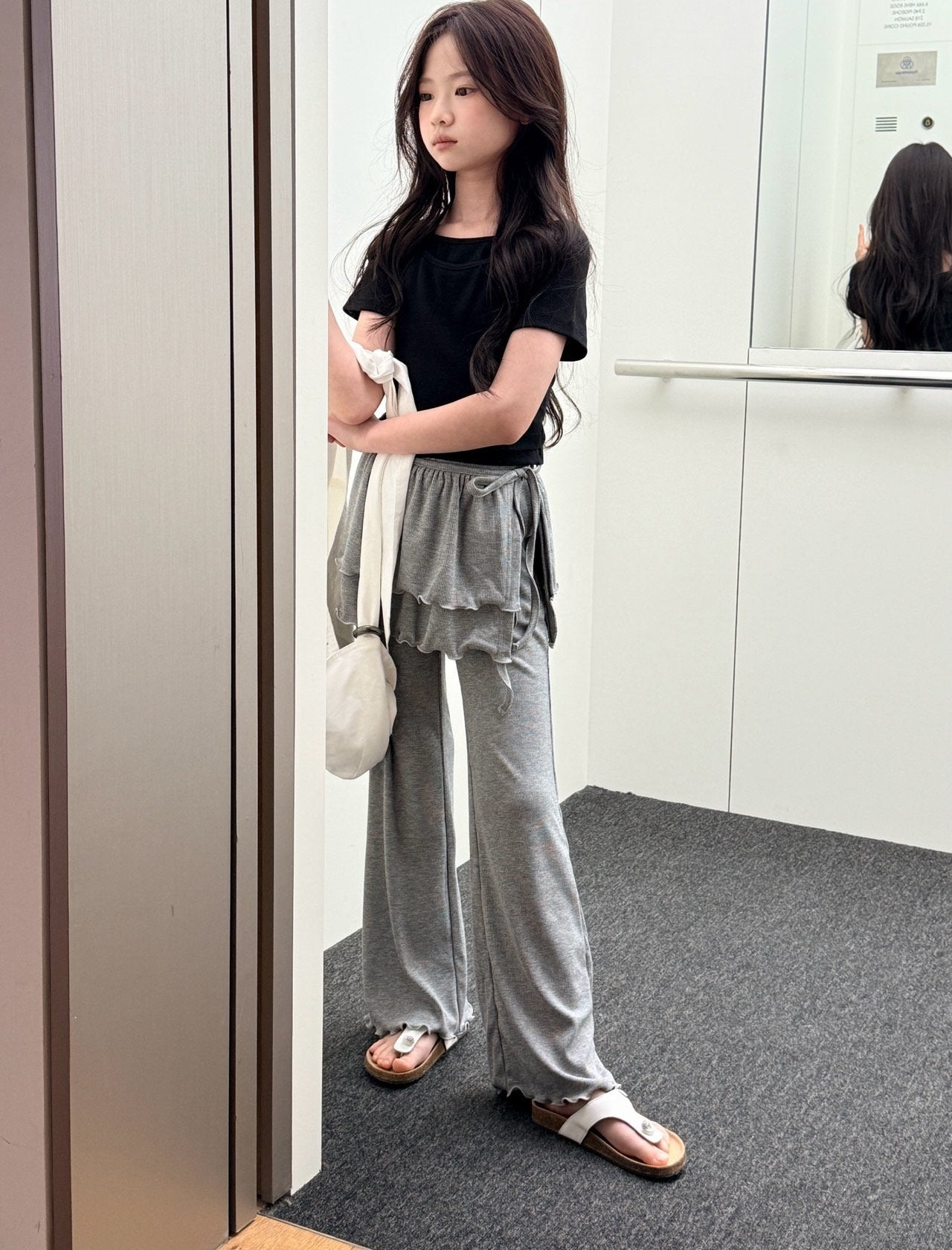 ［comma］Wrap cancan flare pants