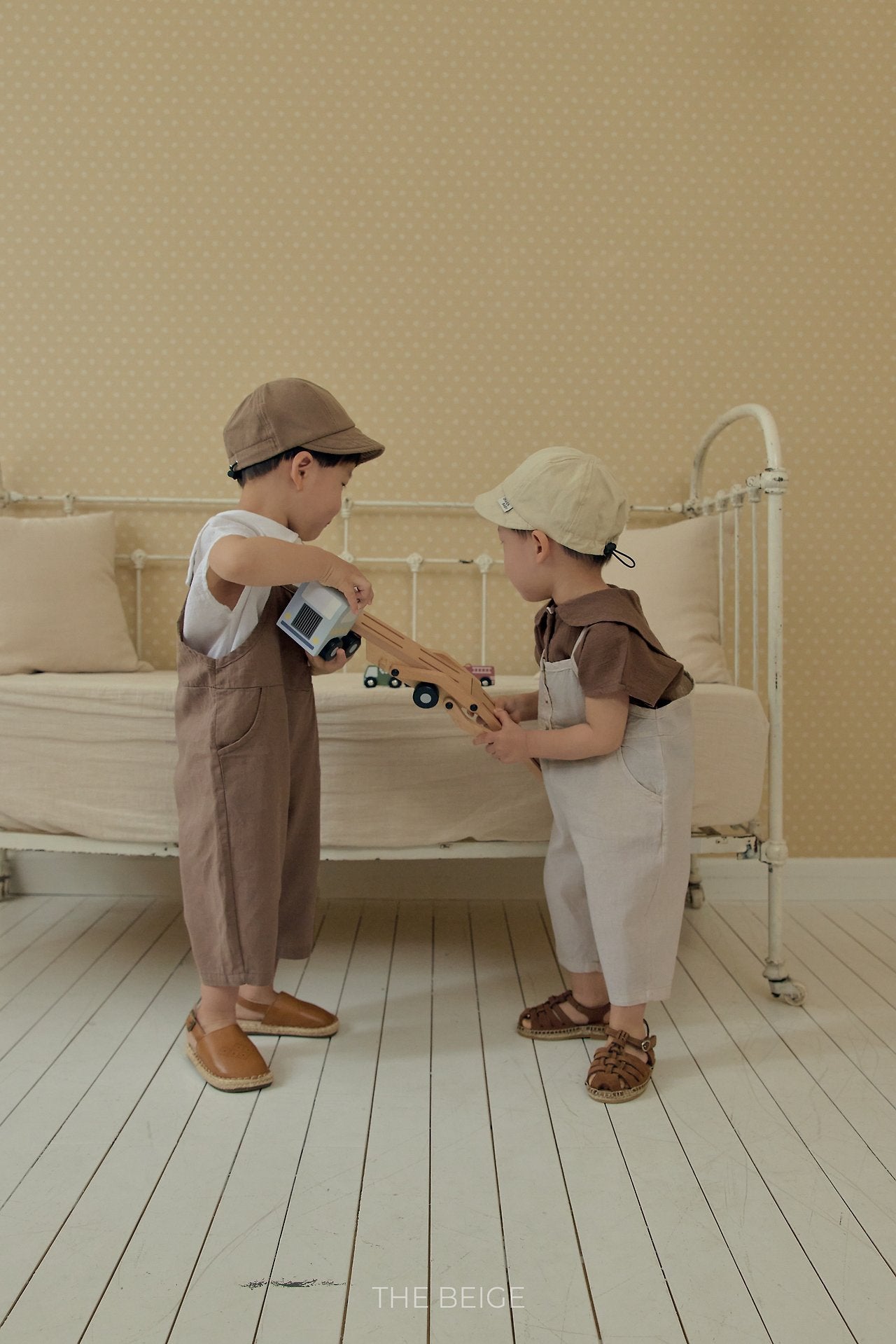 ［The beige］Binding overalls