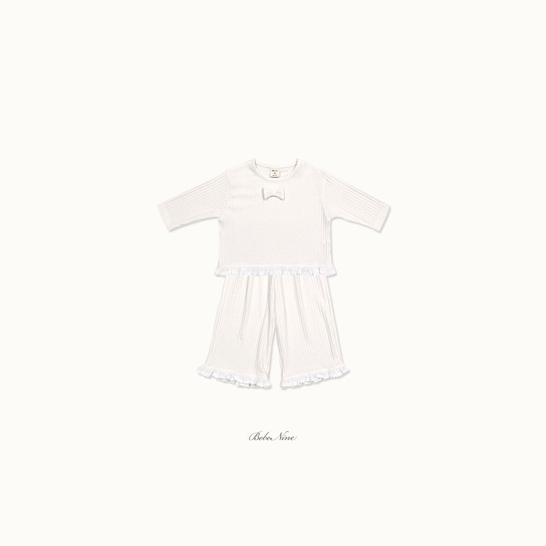 ［bebenine］Lily Frill Set Up