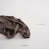 ［anggo］Cake sweatshirt