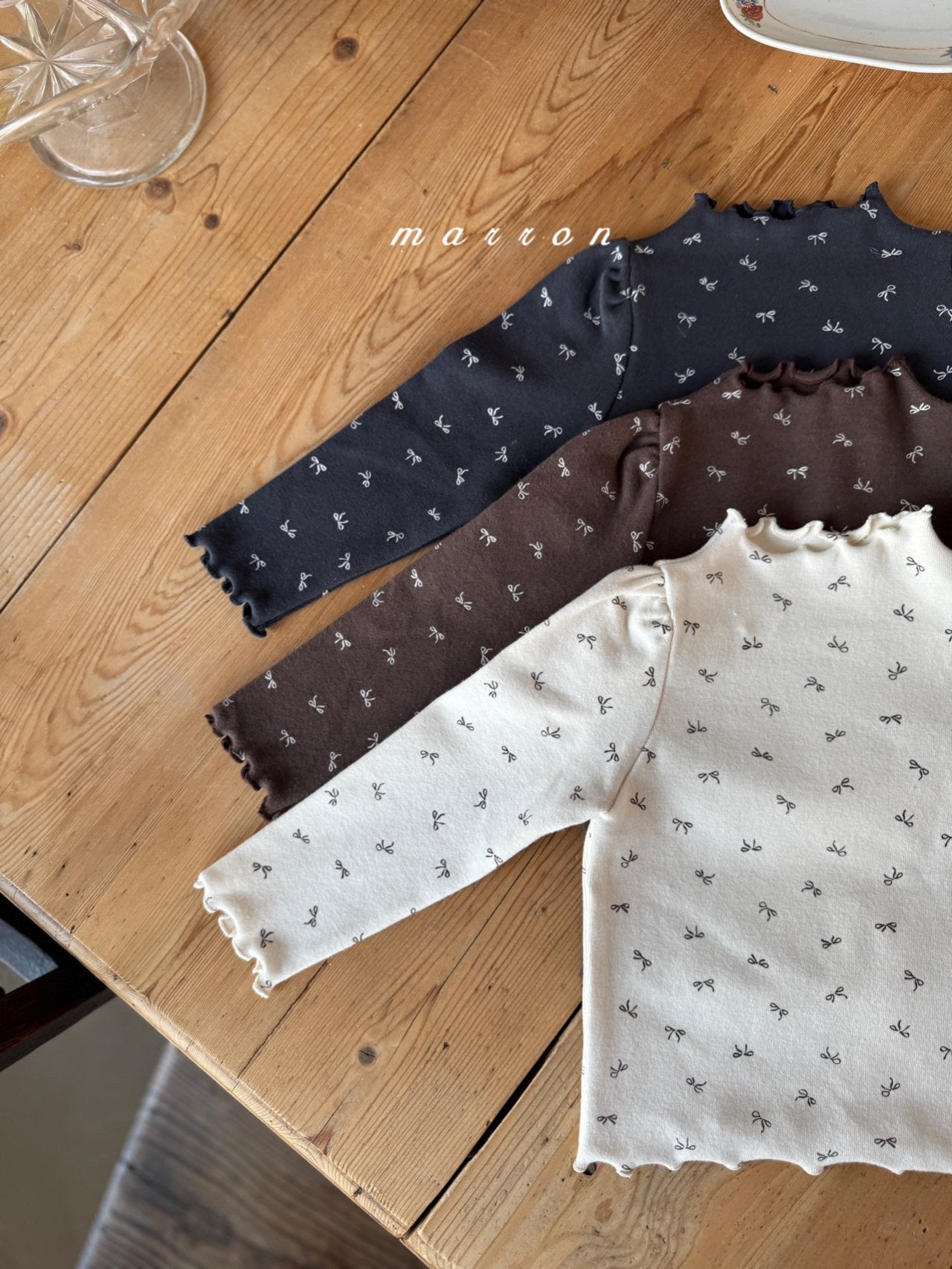 ［marron］Ribbon mellow neck tops