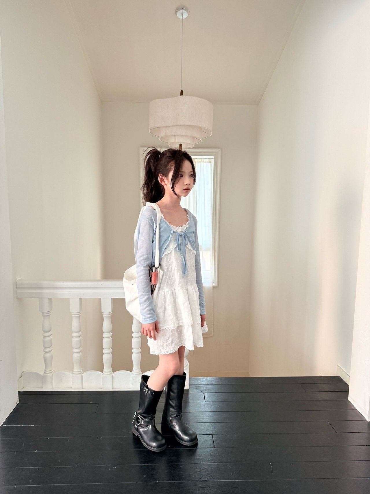 ［comma］Lace cancan one-piece