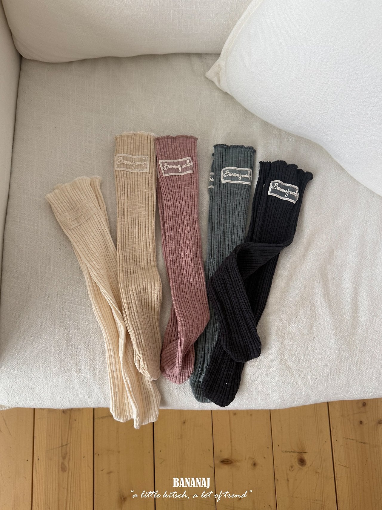 ［BANANAJ］Mellow rib socks