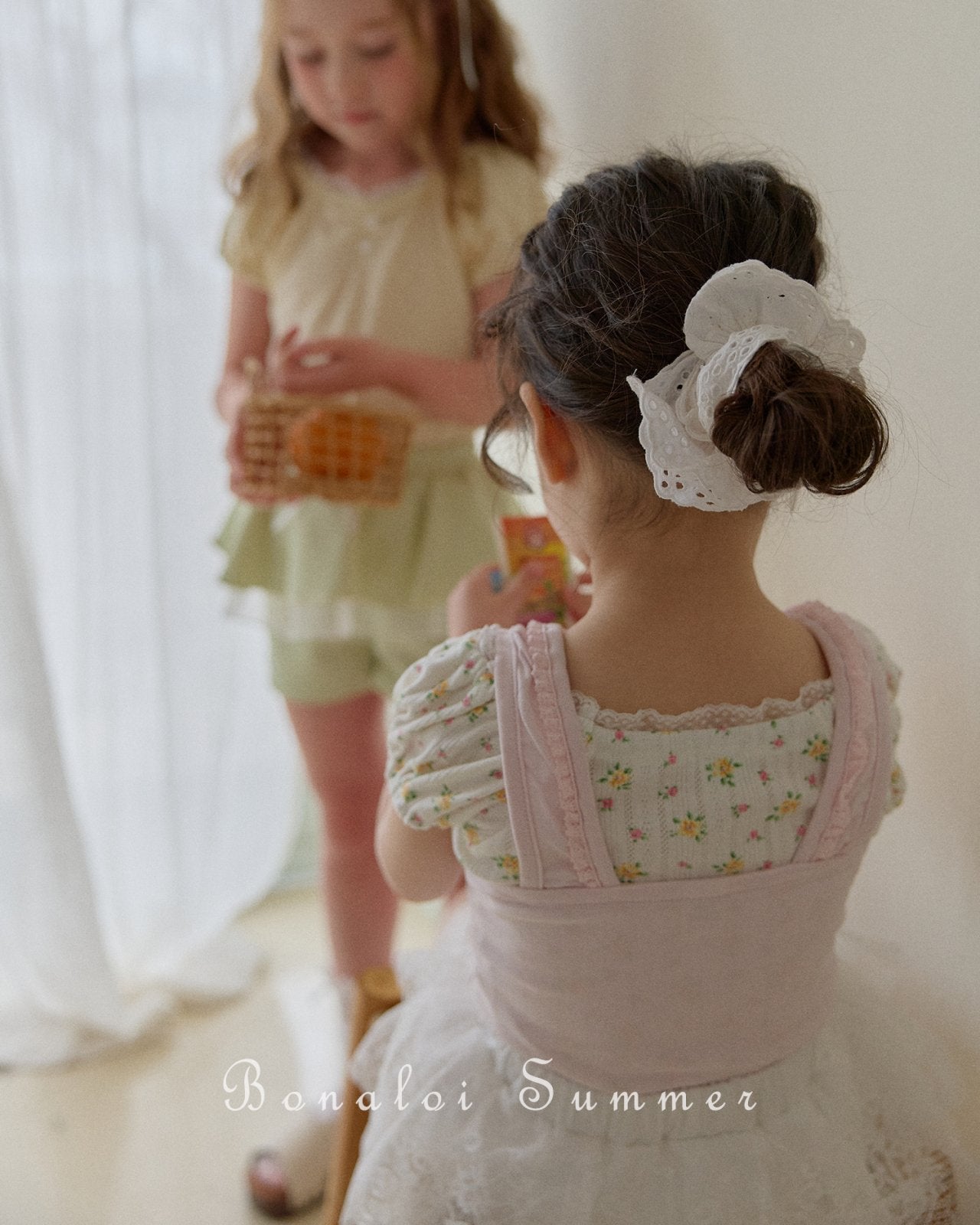 ［Bonaloi］Sweet lace sleeveless