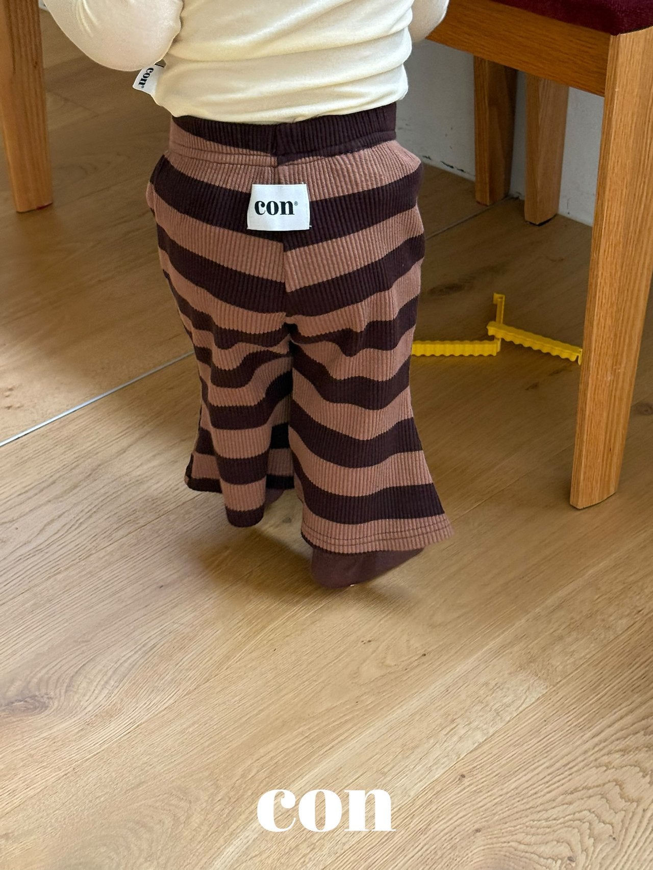 ［con］Choco stripe flare pants
