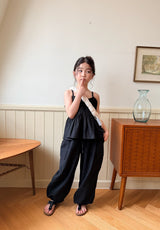 ［comma］Linen frill camisole blouse