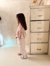 ［comma］Linen frill camisole blouse
