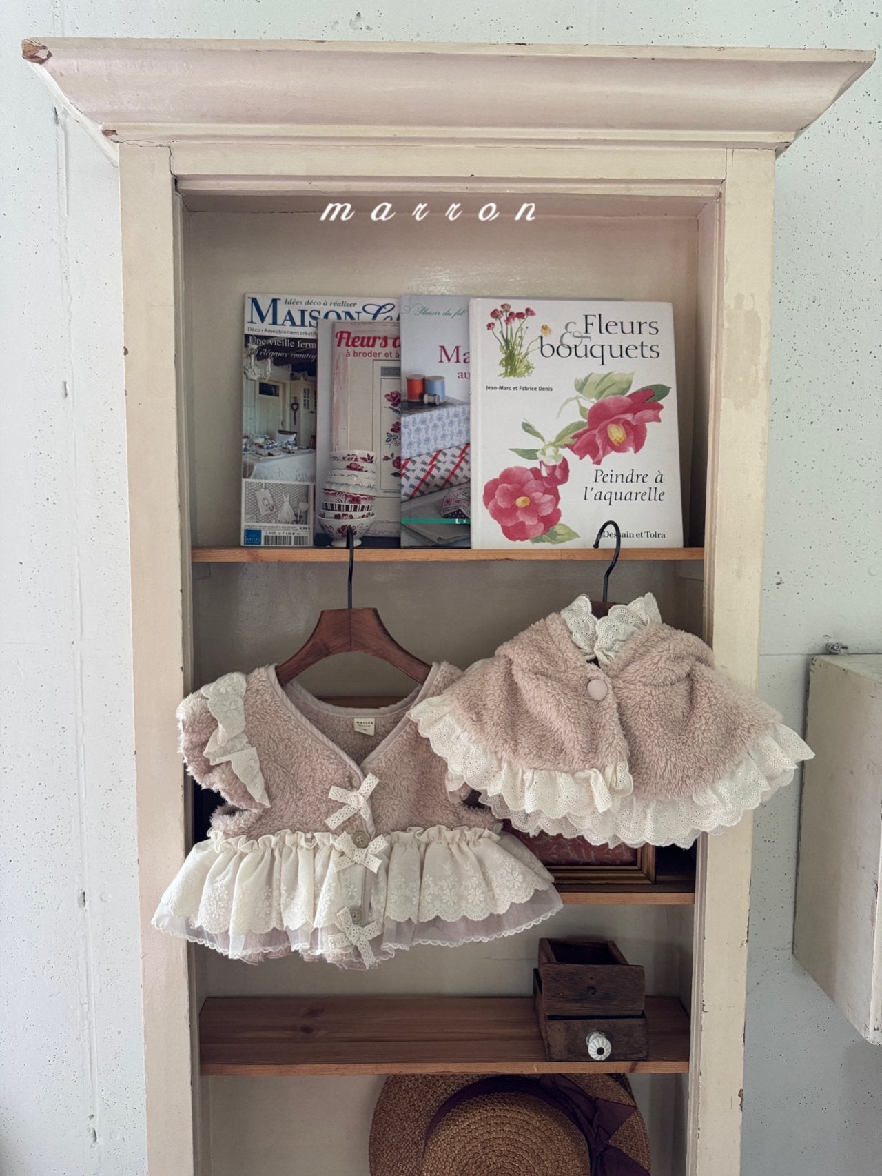 ［marron］Mini lace bear cape