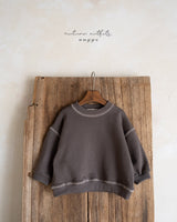 ［anggo］Cake sweatshirt