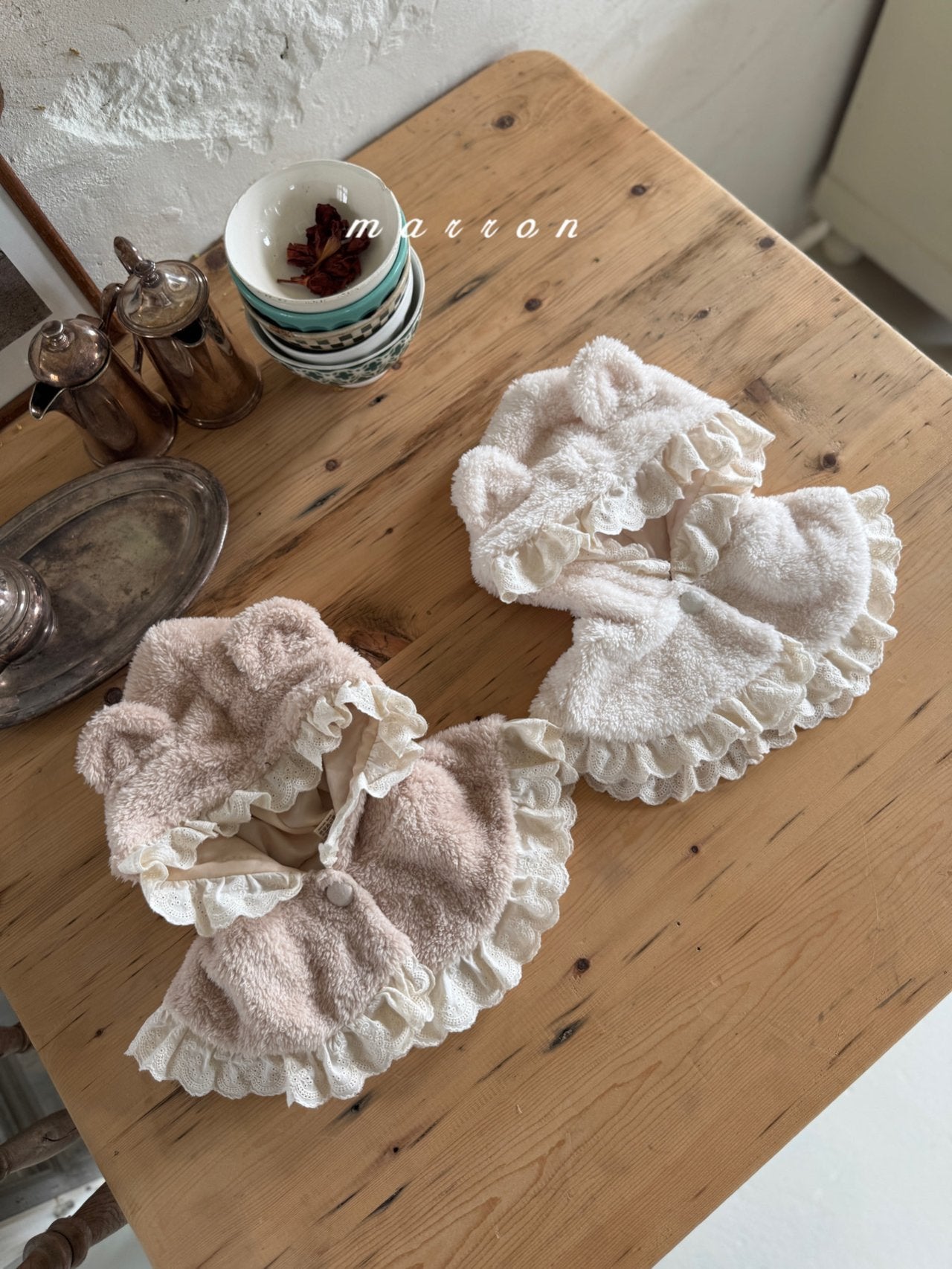 ［marron］Mini lace bear cape