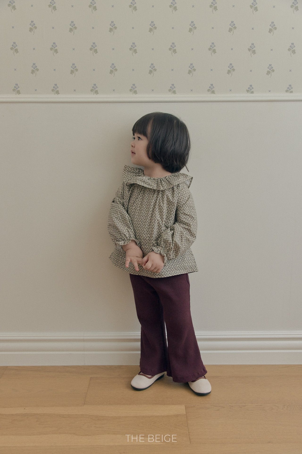 ［The beige］Ribbed Bootcut Pants