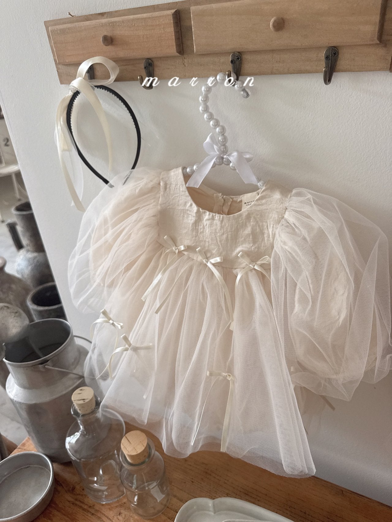 ［marron］Ribbon rompers