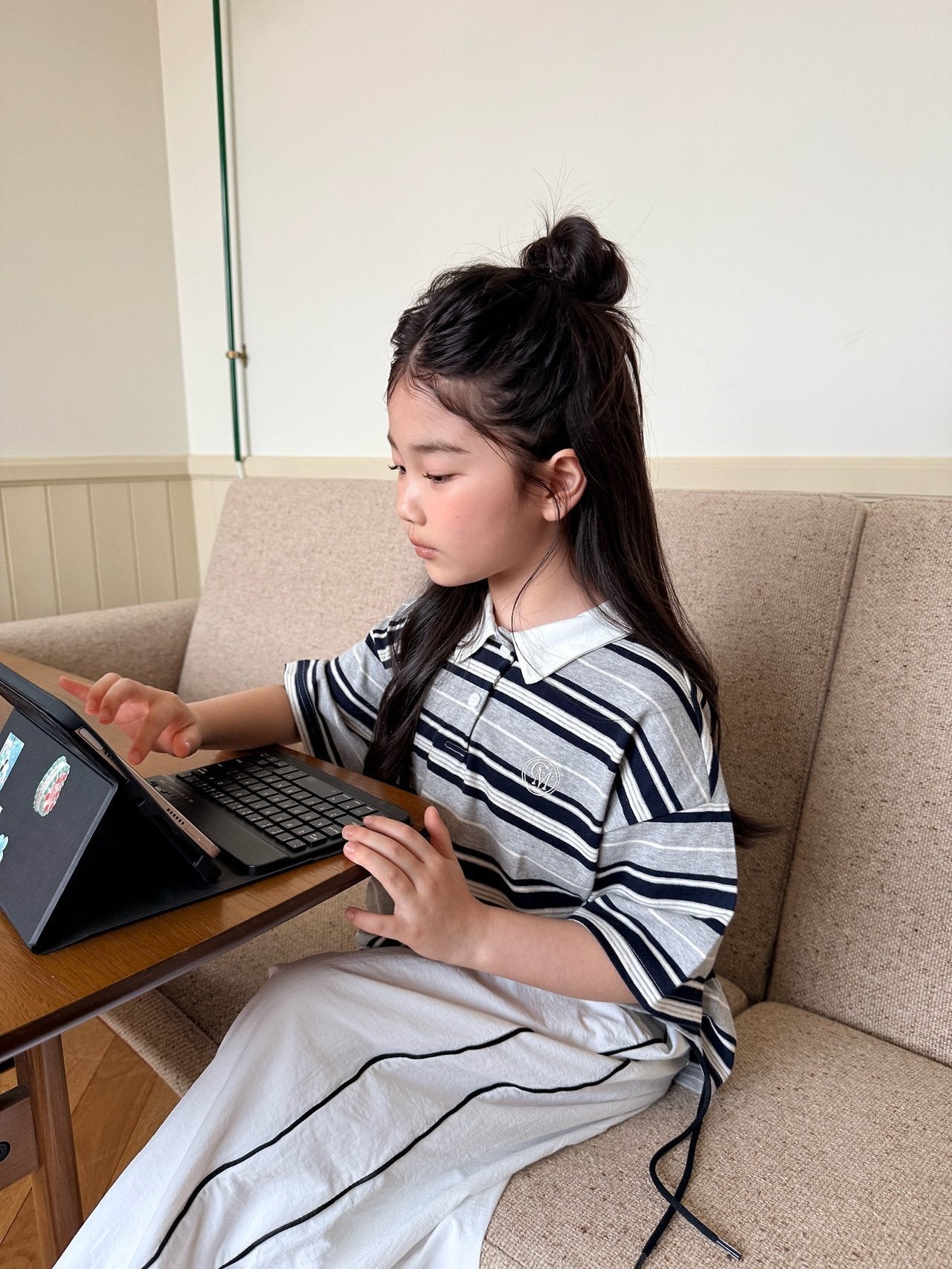 ［comma］Stripe collar tee