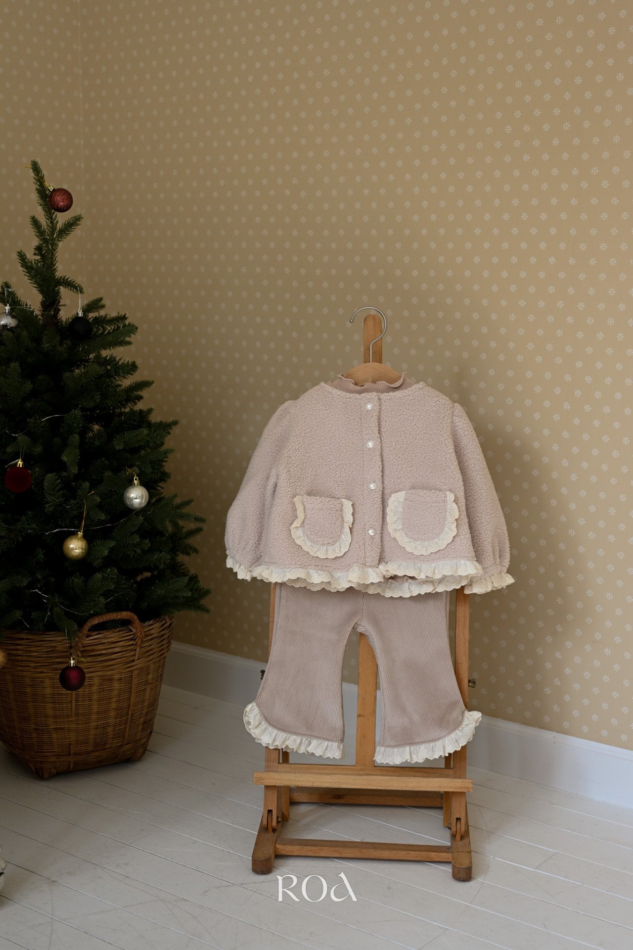 ［ROA］Frill flare pants