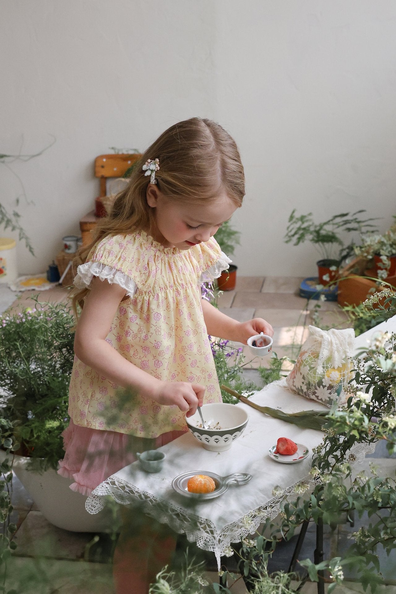 ［FLO］Lovely flower lace blouse