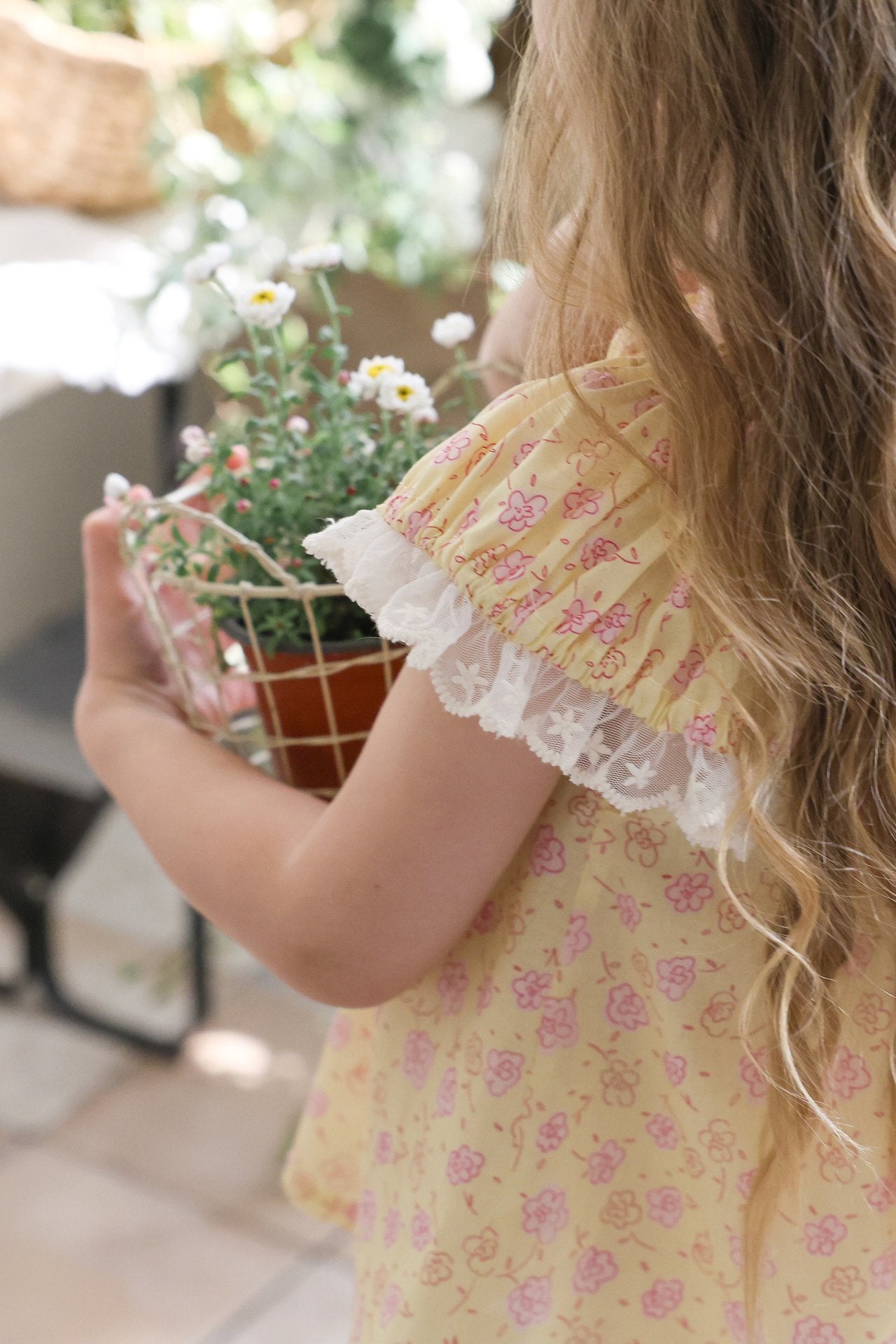 ［FLO］Lovely flower lace blouse