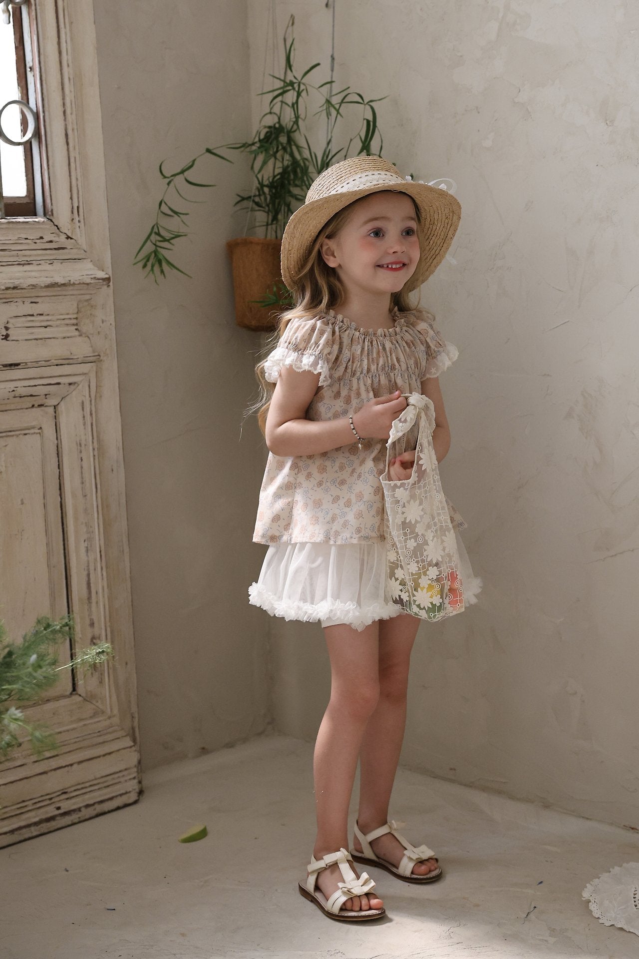 ［FLO］Lovely flower lace blouse