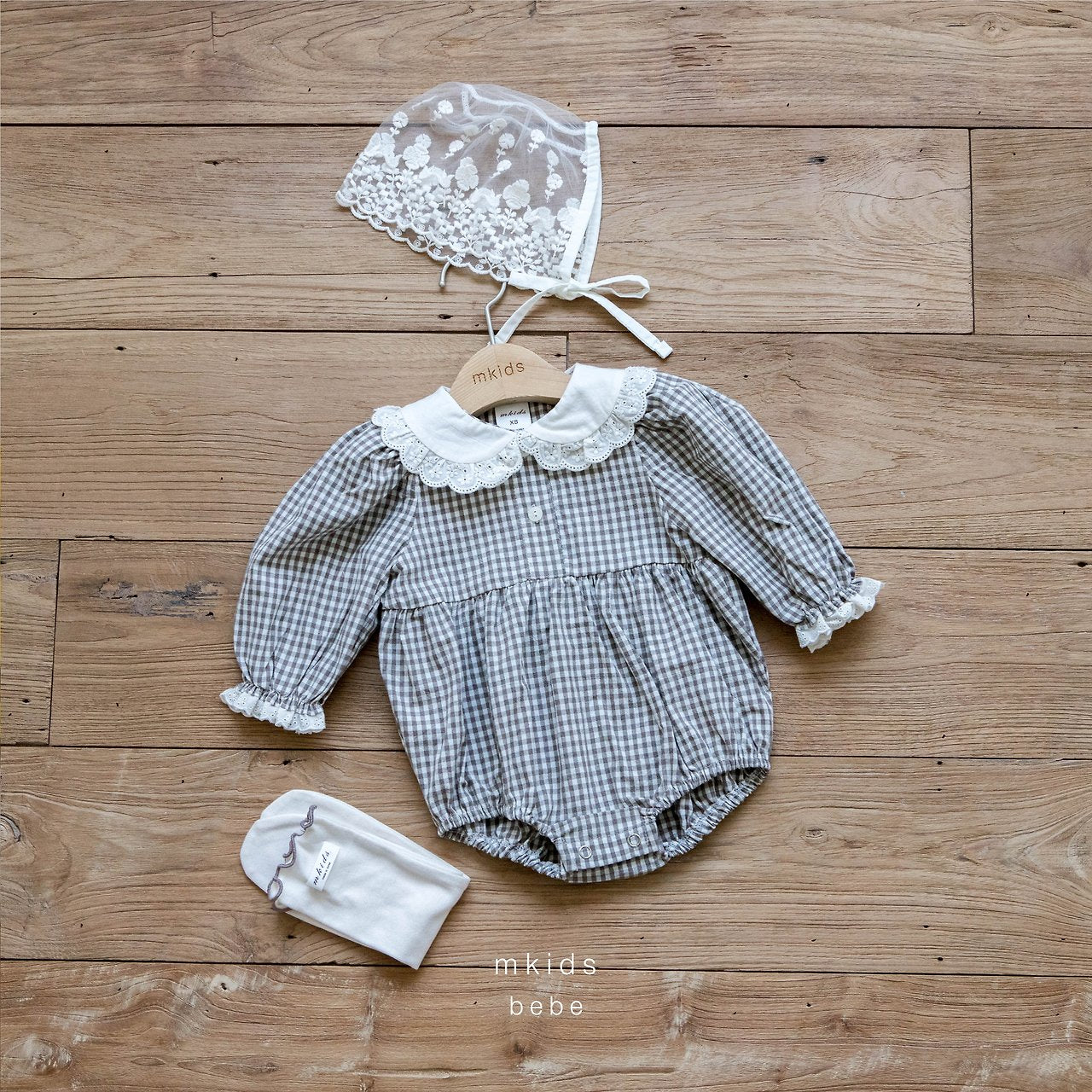 ［mkids］Rosette lace bonnet