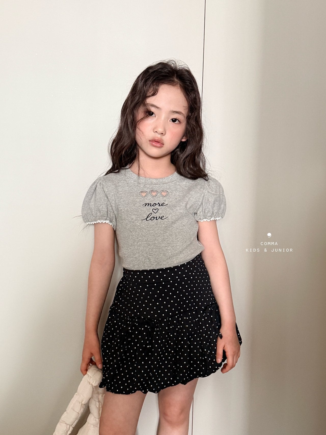 ［comma］Heart punching puff tee