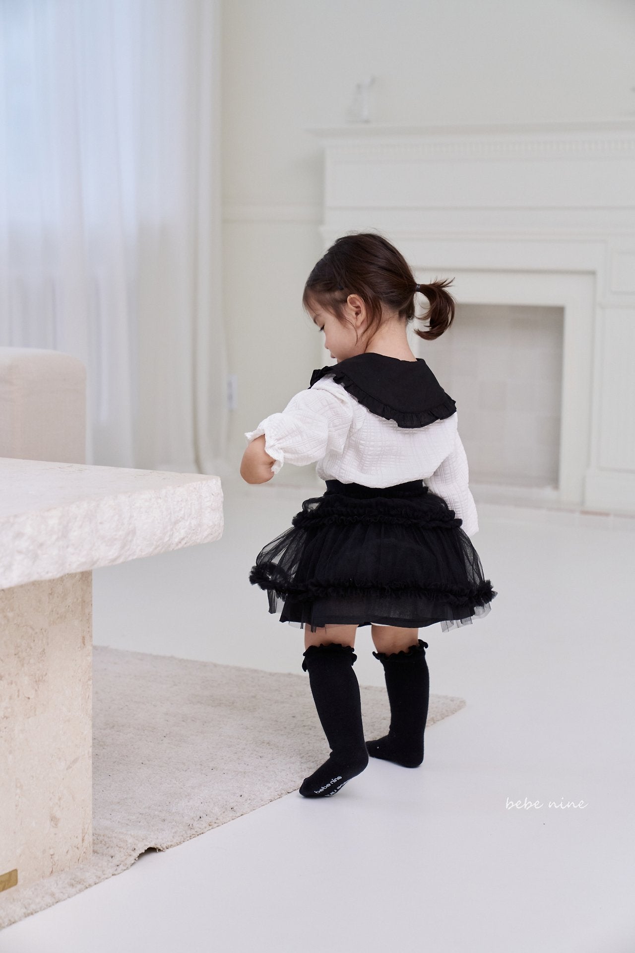［bebenine］Nine Frill Knee Socks