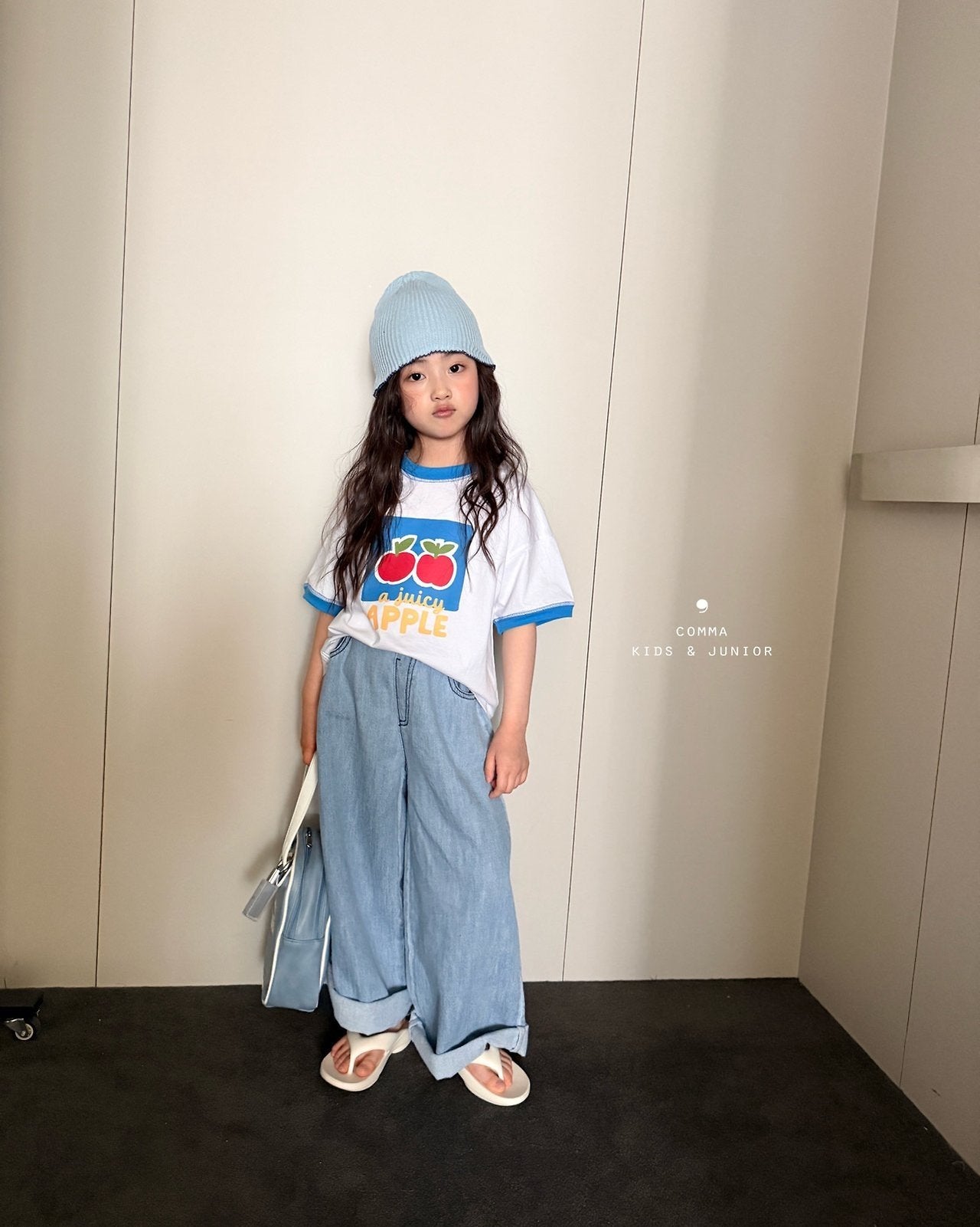 ［comma］Apple two tone tee