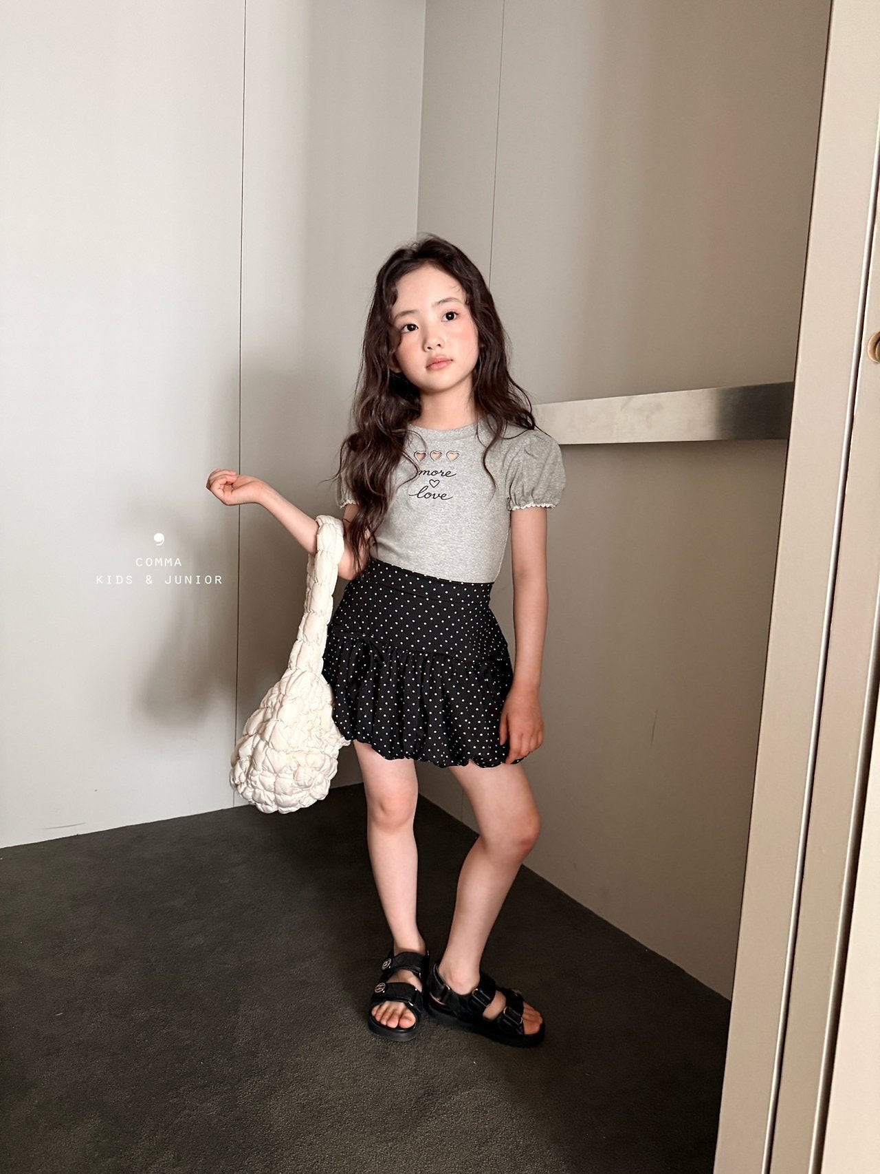 ［comma］Heart punching puff tee
