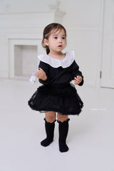 ［bebenine］Nine Frill Knee Socks