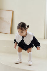 ［bebenine］Nine Frill Knee Socks