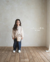 ［anggo］Cake sweatshirt