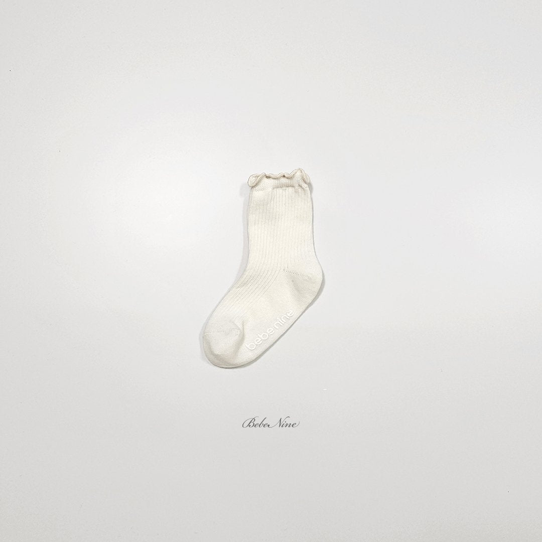 ［bebenine］Frill socks set